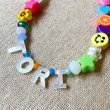 Load image into Gallery viewer, CUSTOM NAME NECKLACE- Mixed beads x Mother of pearl