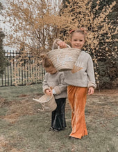 Load image into Gallery viewer, KIDS CUSTOM STRAW BASKET